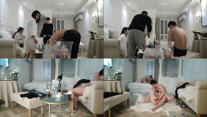 换妻探花回归第二天依旧4P激情，喝喝酒玩玩游戏，尽兴了再开始操，地上铺毯子交换，操的喊老公救命